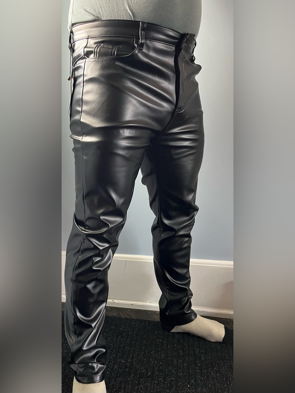 NWT Idopy Black Faux Leather Shiny Men’s Pants Size 36